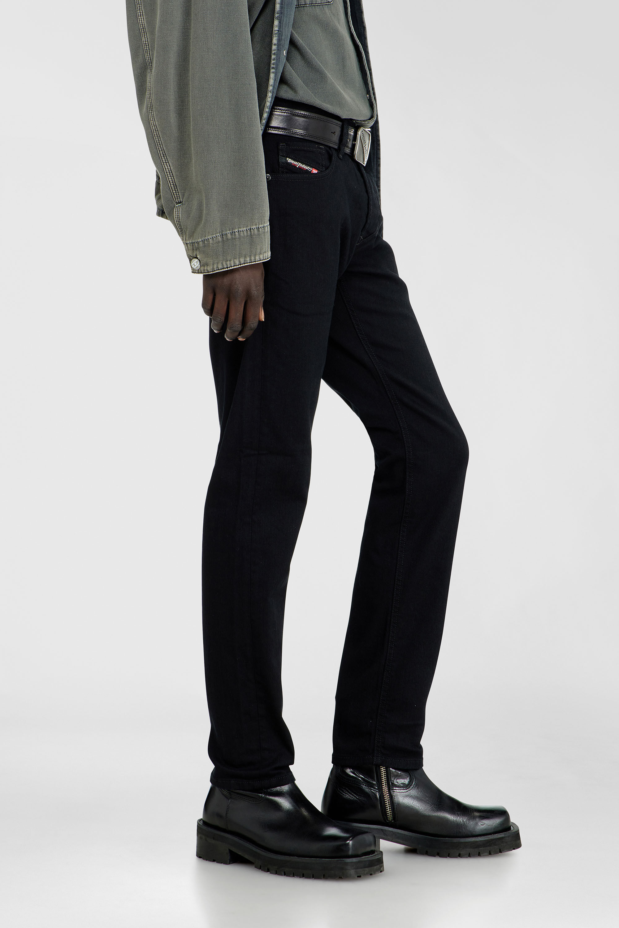 Larkee-Beex 0688H Men: Tapered Black/Dark grey Jeans | Diesel