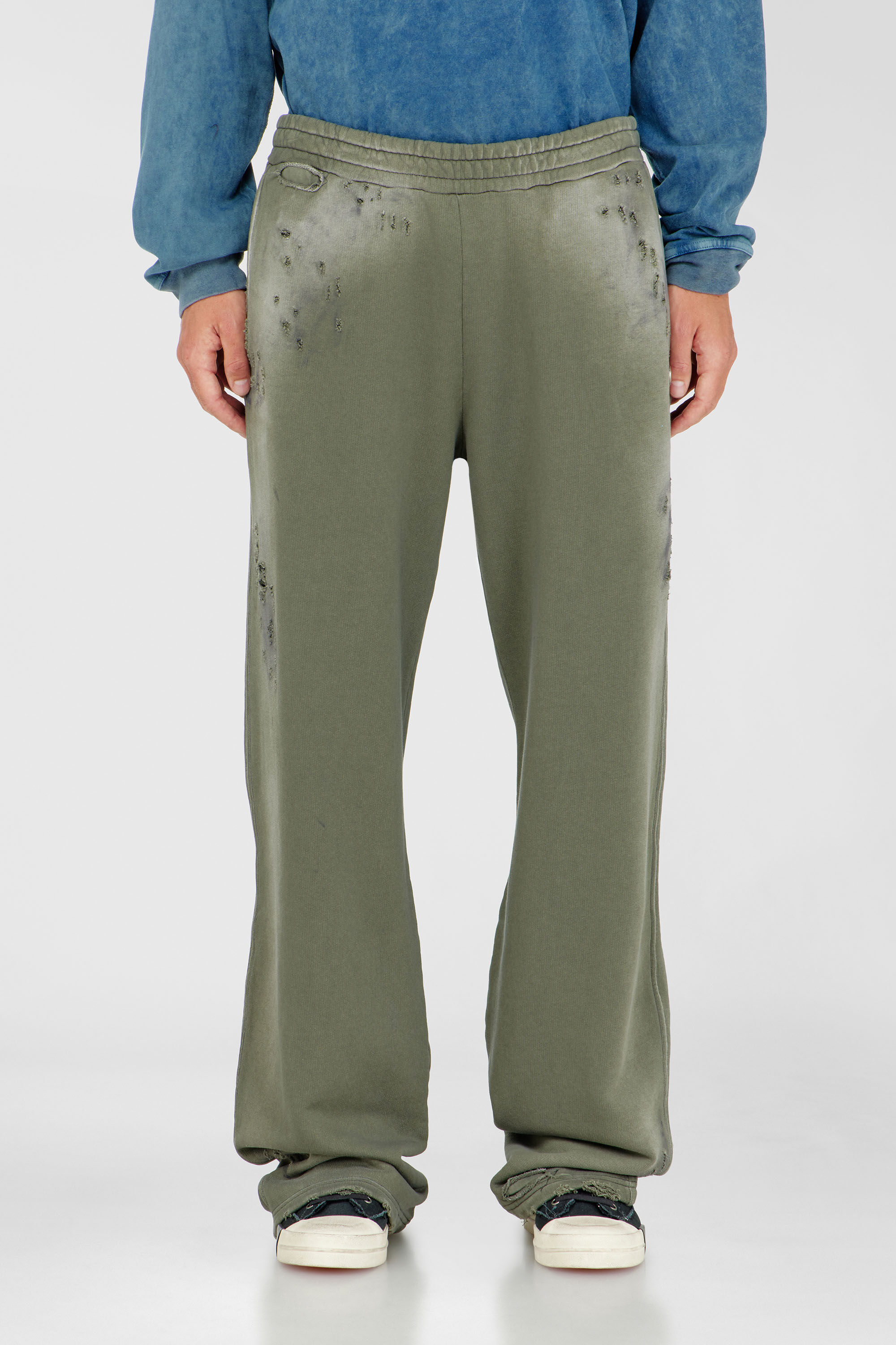 Diesel - P-KEITH, Man's Cotton sweatpants with destroyed effect in Military Green - 3