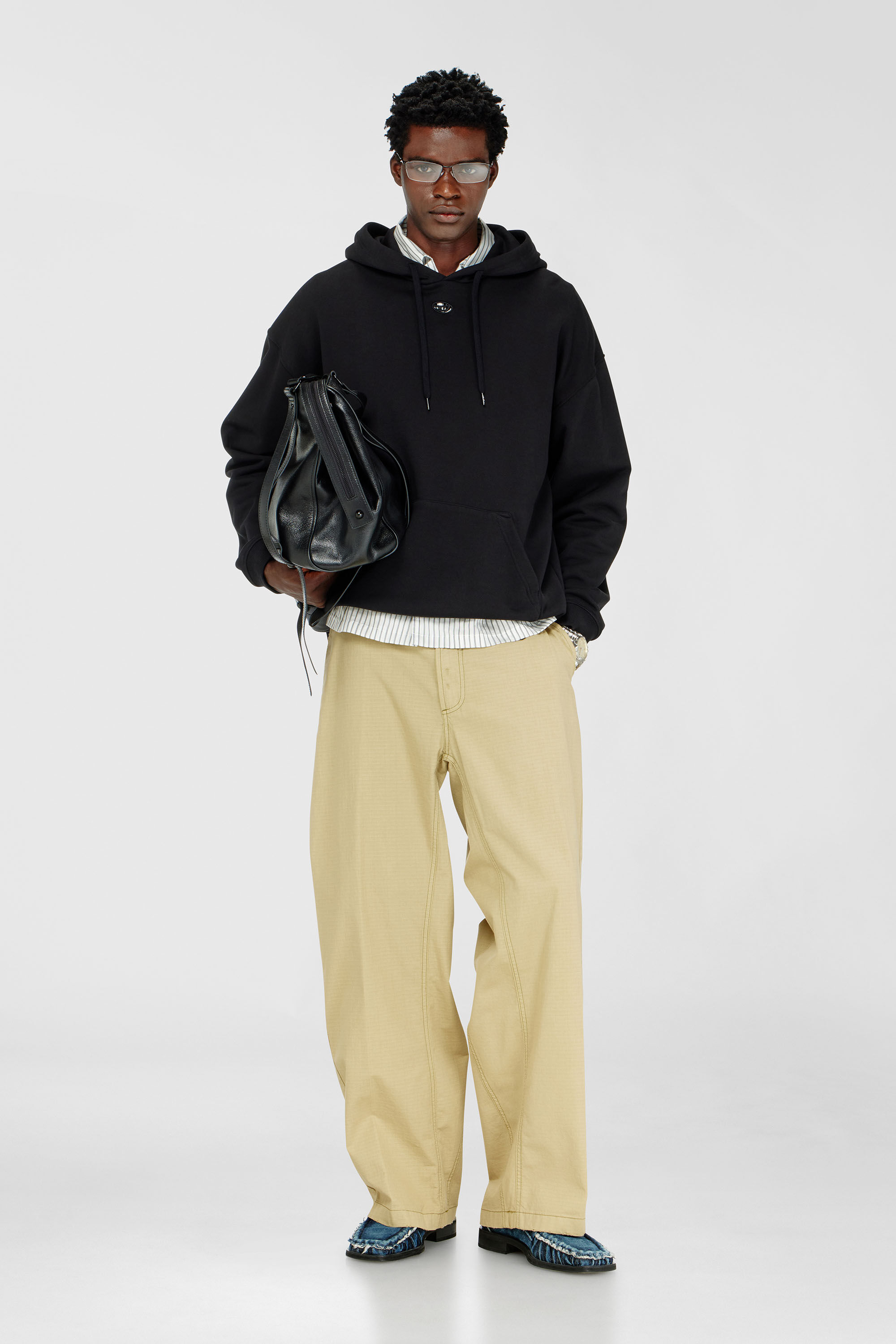 Diesel - S-BOXT-HOOD-DCO, Man's Relaxed fit hoodie with kangaroo pocket in Black - 1