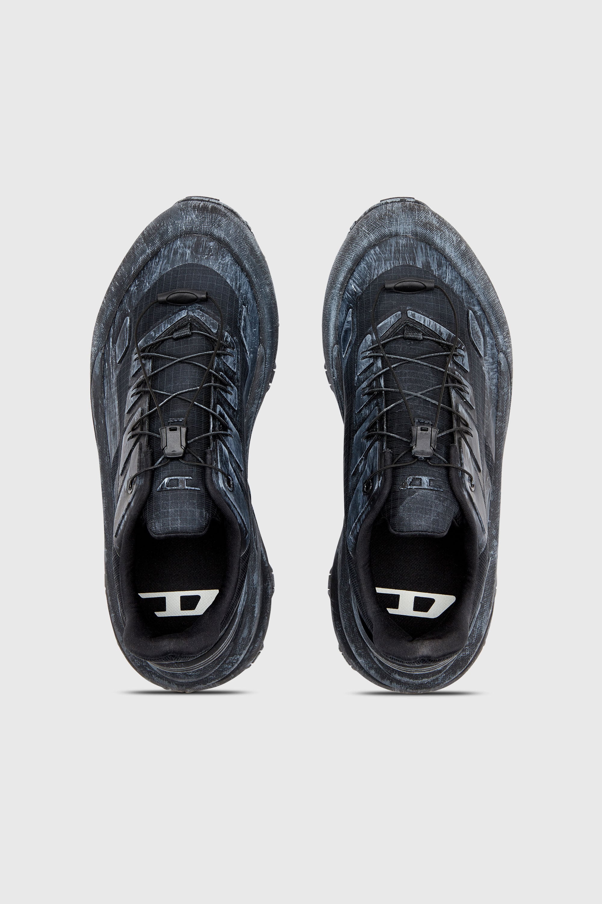 Diesel - D-CAGE RUNNER, Man's D-Cage-Distressed chunky sneakers in ripstop in Black - 4