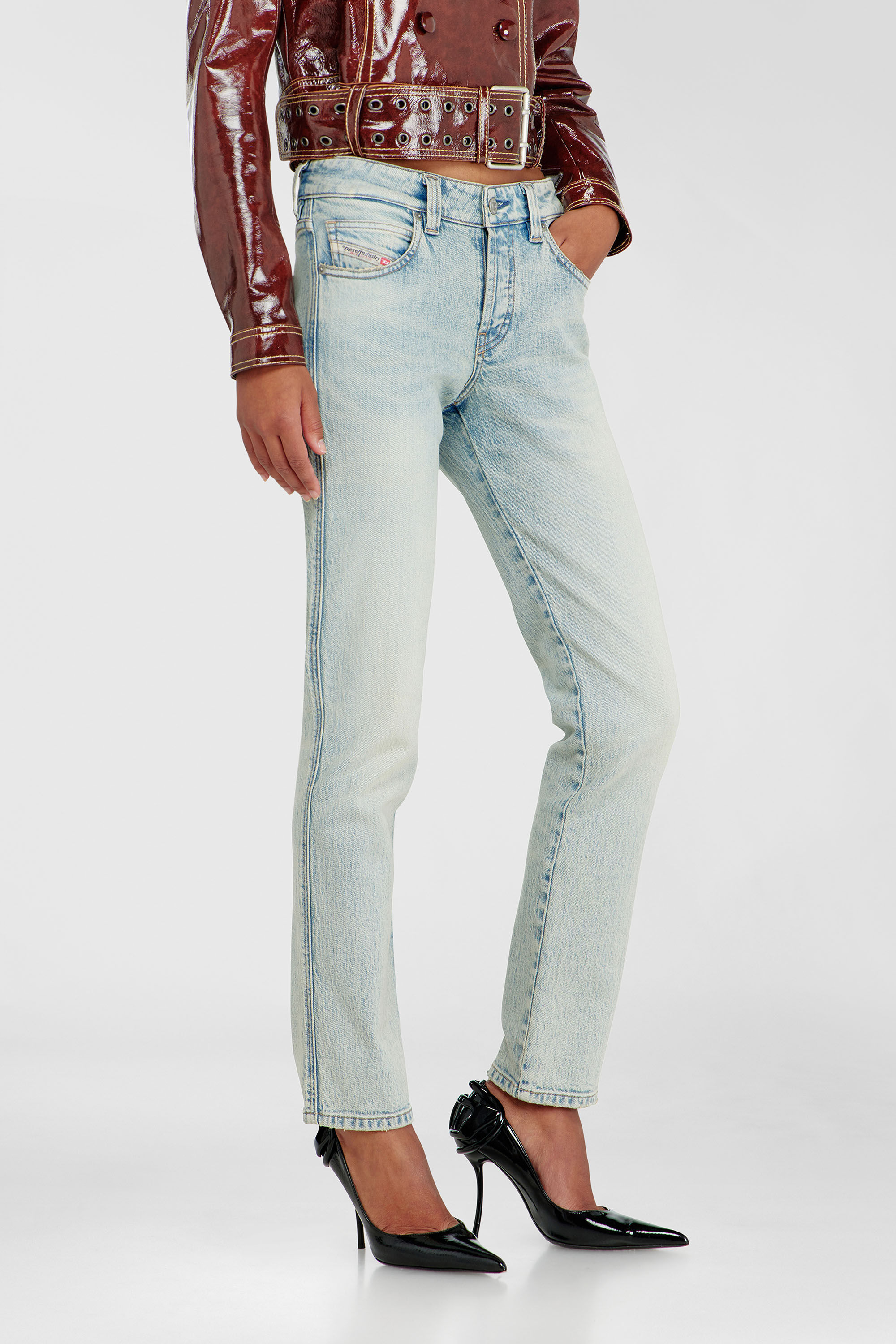 Diesel - Woman's Slim Jeans 1992 D-Jiann 0KBBK, Light Blue - 7