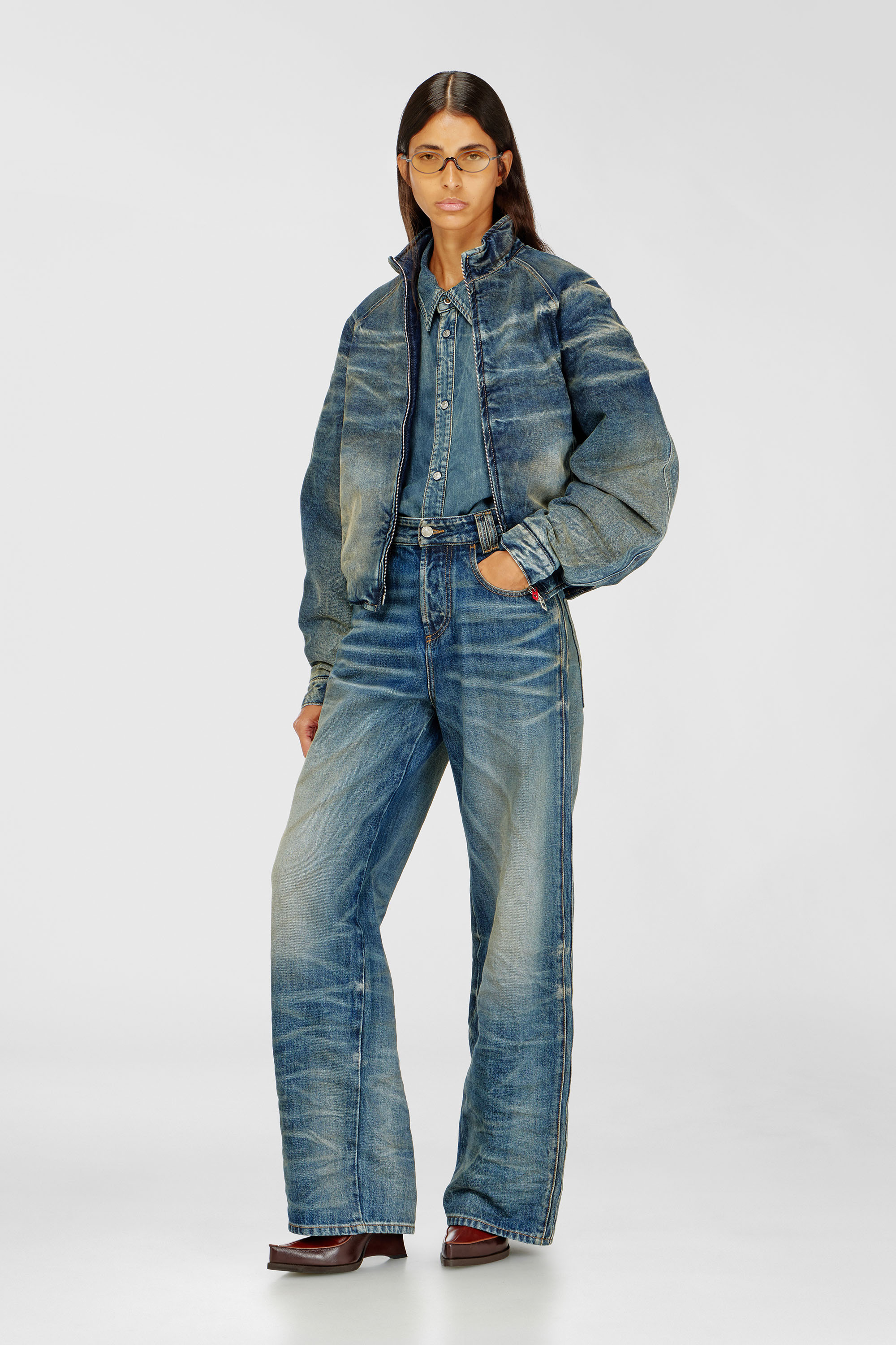 Diesel - Unisex's Relaxed Jeans 1982 D-Hakou 007GC, Medium blue - 1