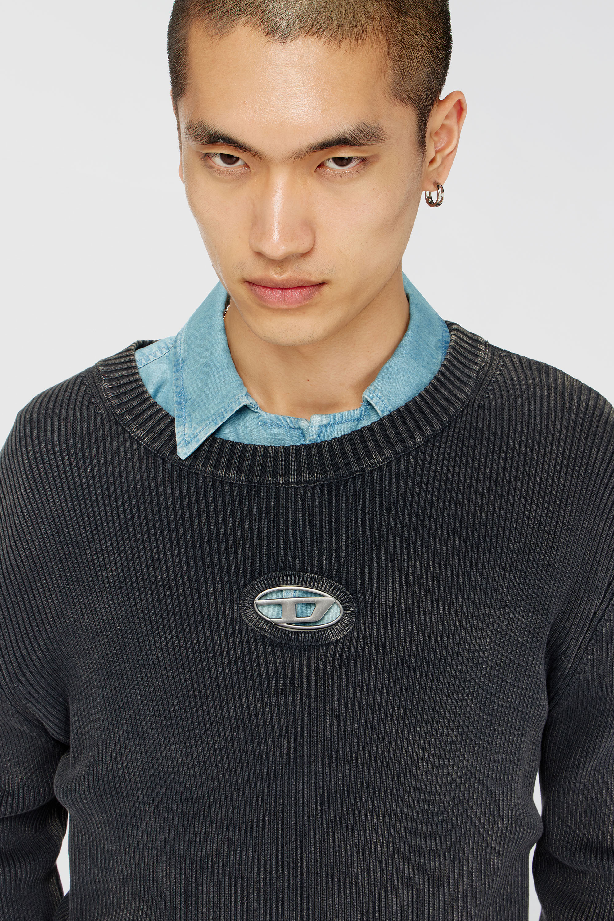 Diesel - K-DARIN-D, Man's Distressed jumper with cut-out logo in Black - 5