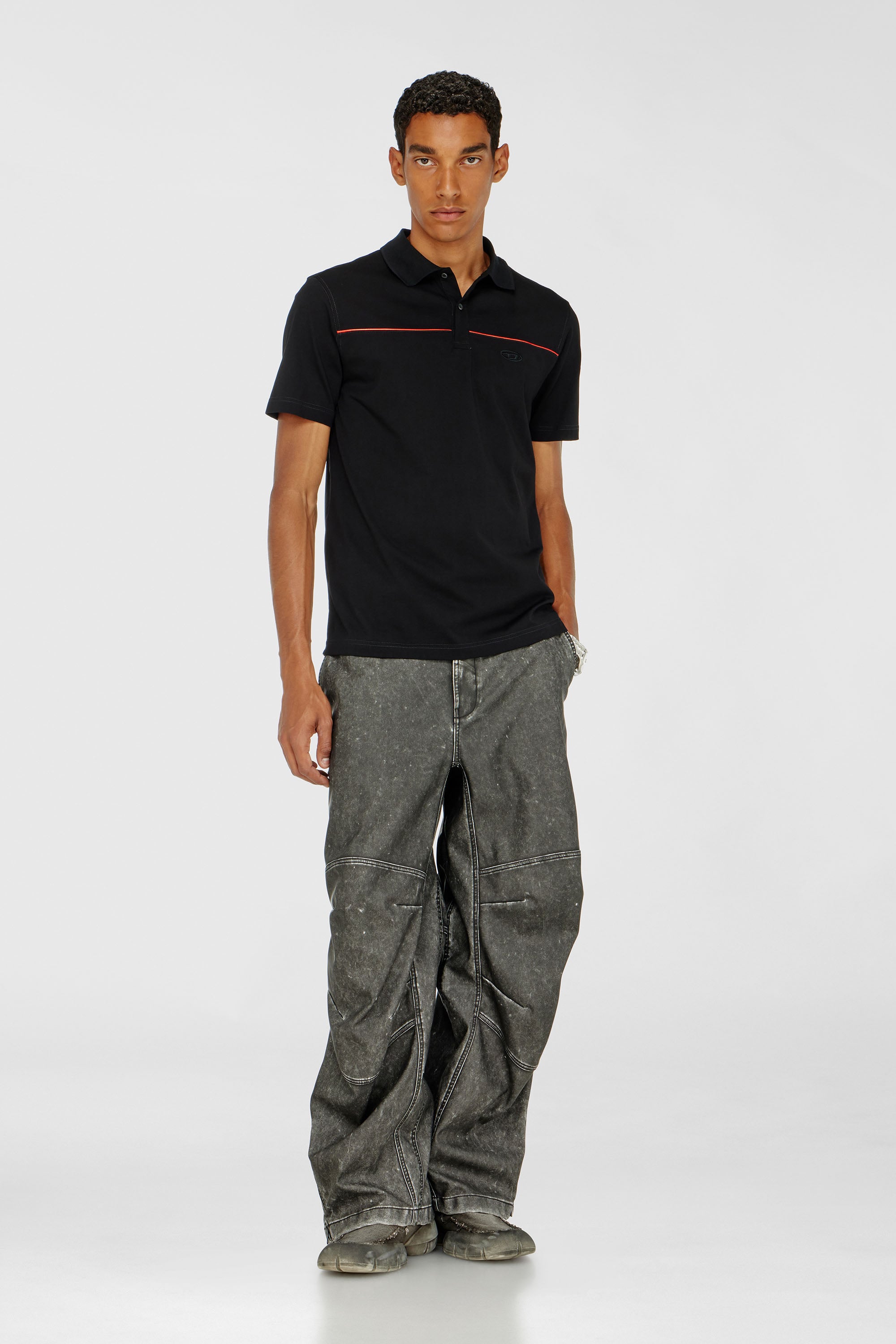 Polo shirt with contrast piping