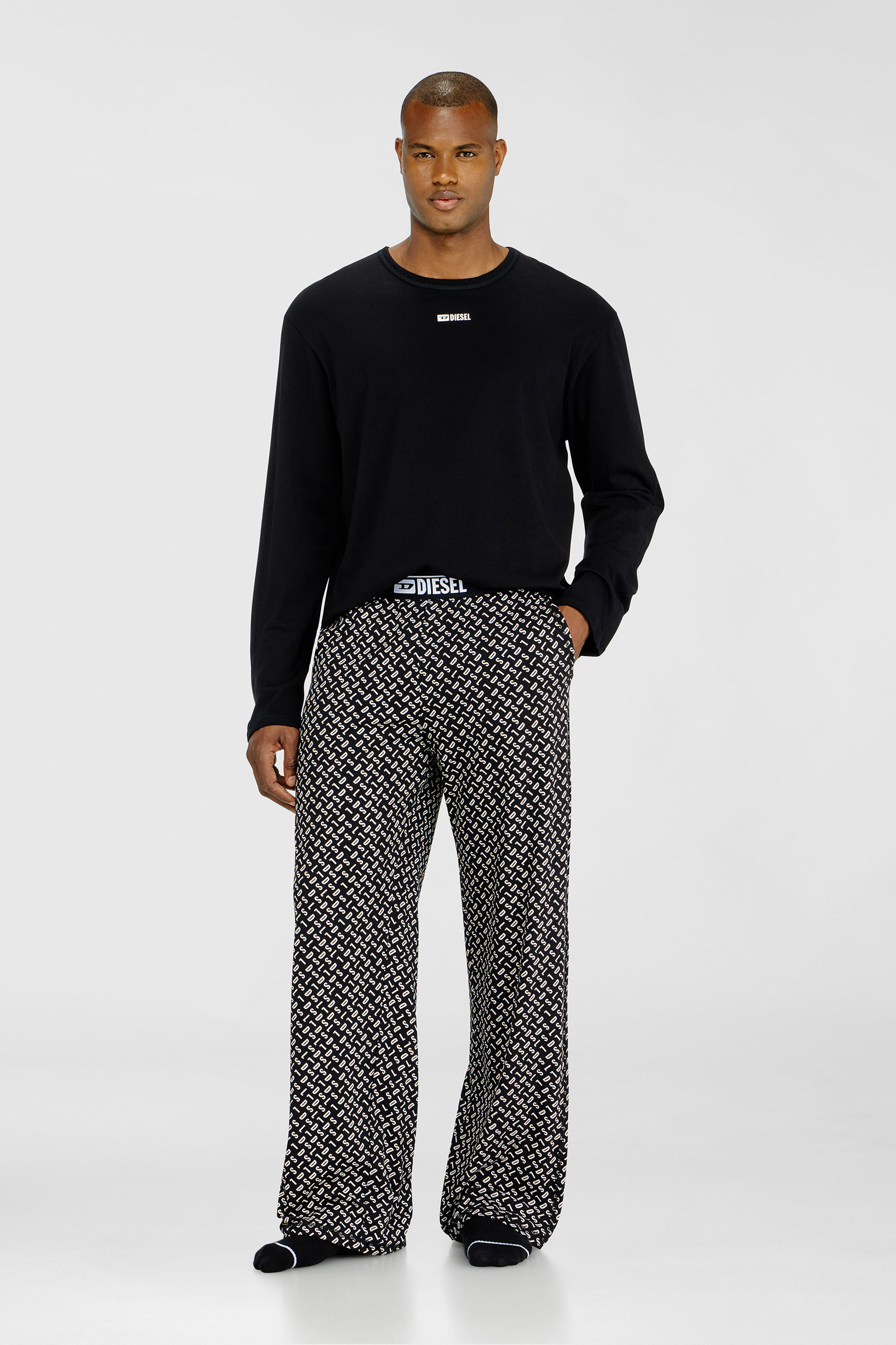 Pyjama set in cotton with printed bottoms