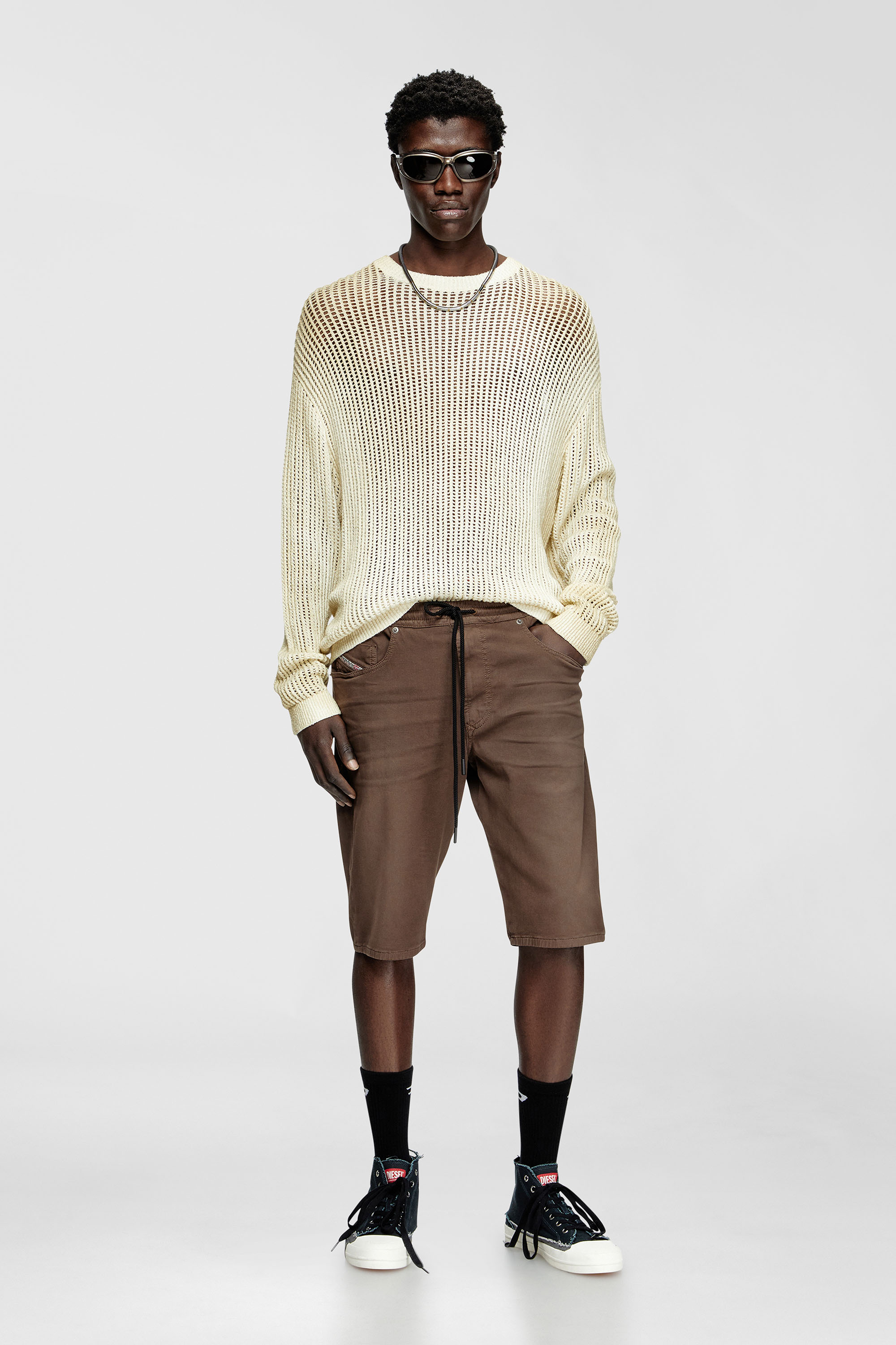 Diesel - 2033 D-KROOLEY-SHORT JOGG, Man's Chino shorts in JoggJeans in Brown - 1