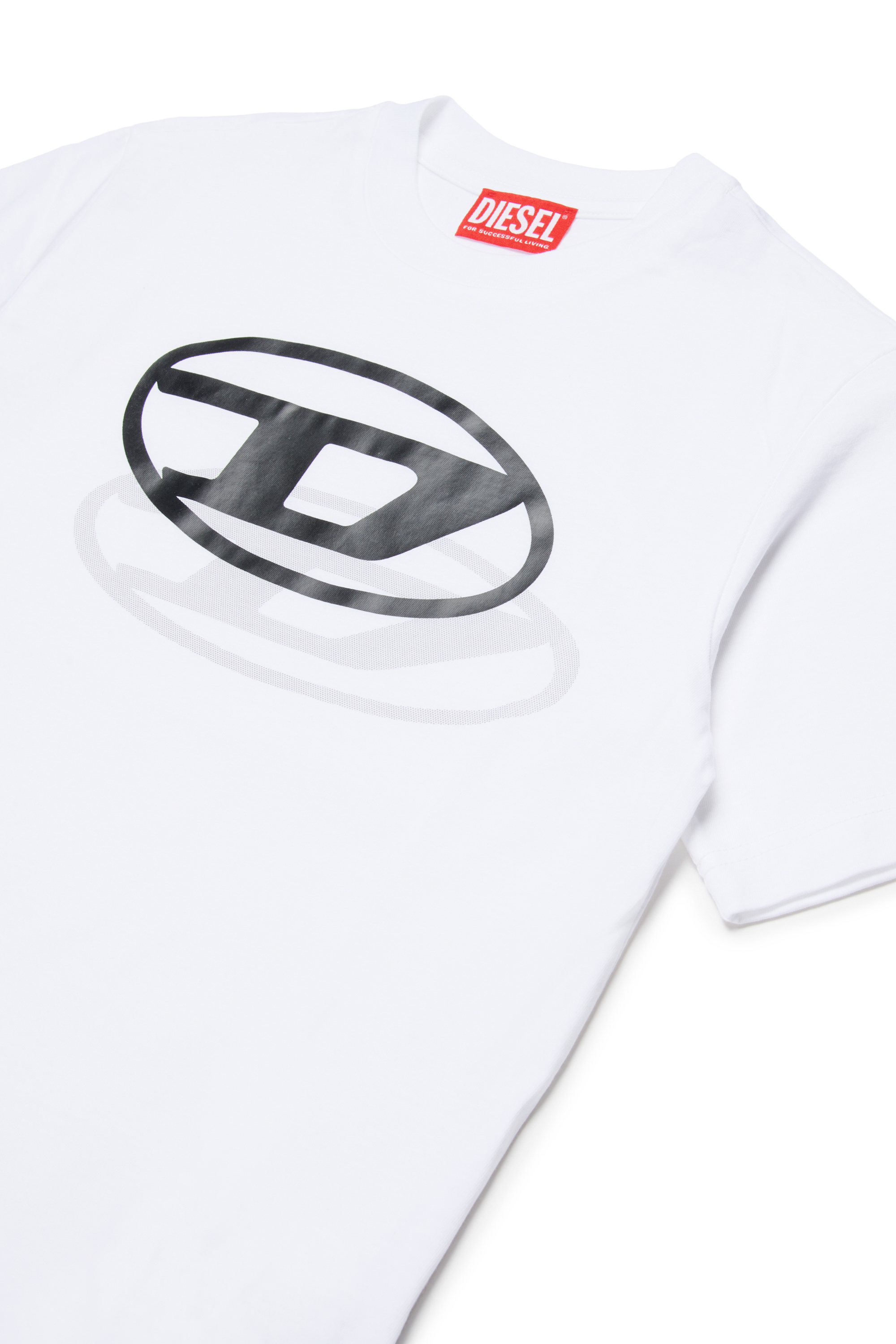 TVALE OVER, White