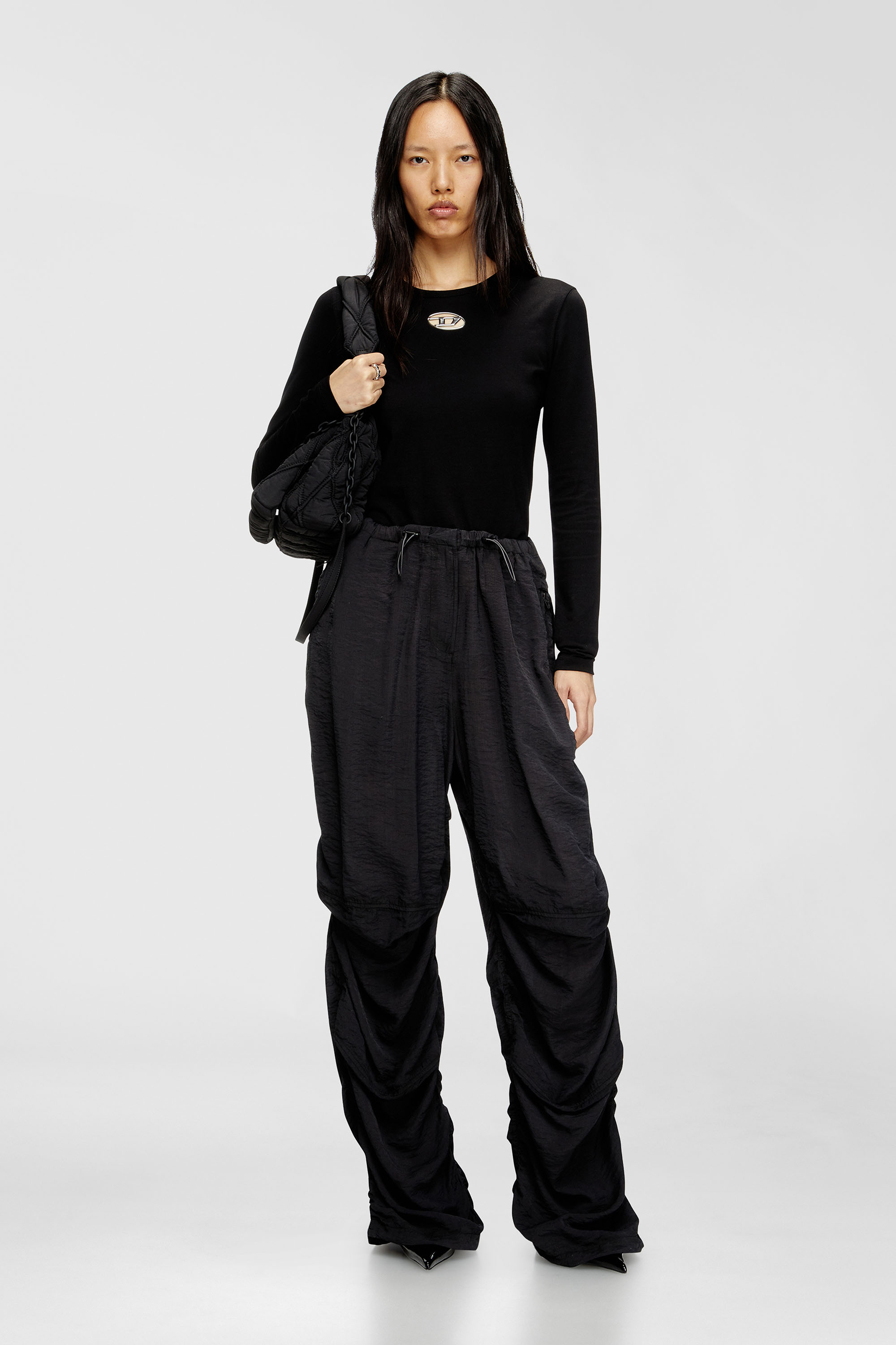 Long-sleeve top with Oval D cut-out