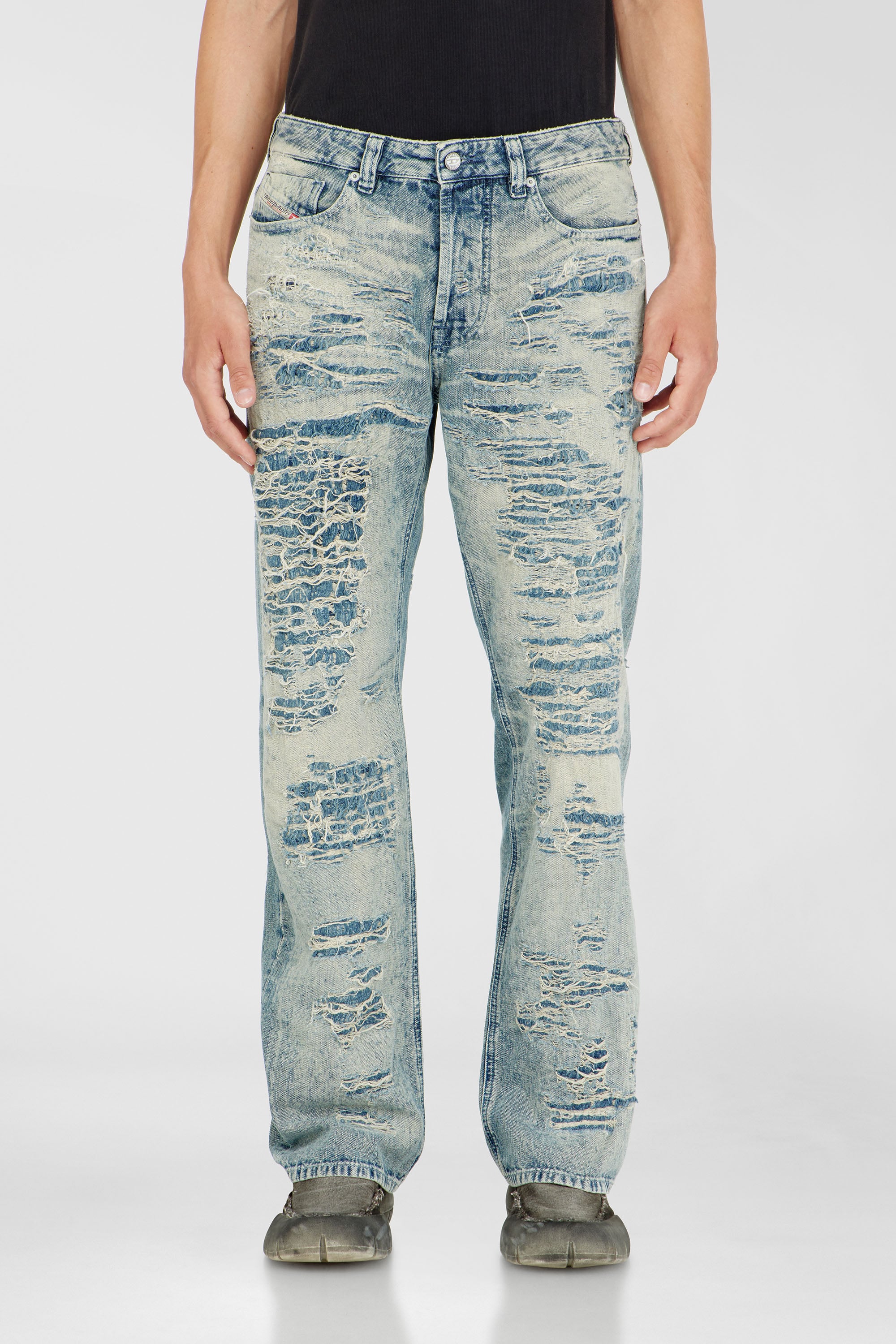 Diesel - Man's Relaxed Jeans 1980 D-Eeper 068YM, Medium blue - 4
