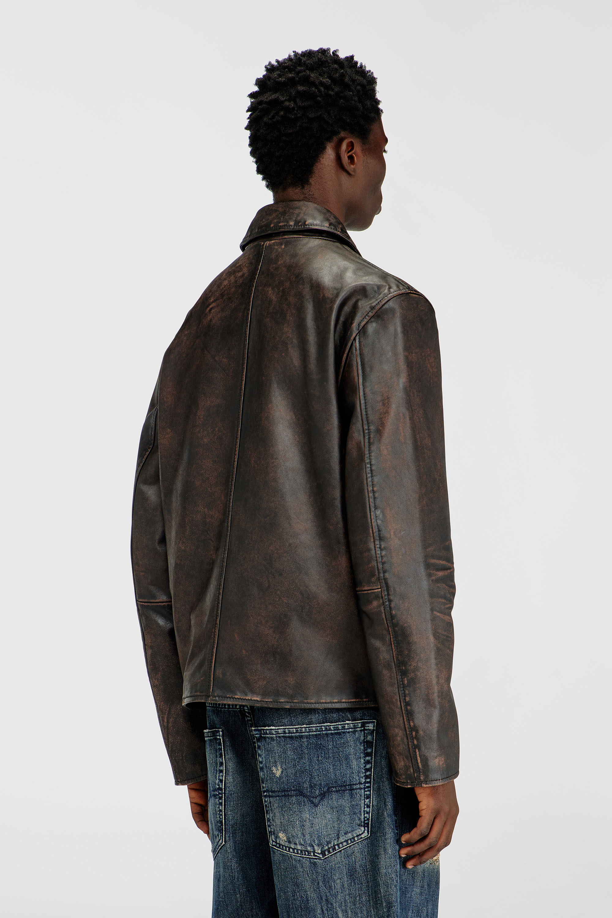 Diesel - L-AMAR-WRD, Man's Coach jacket in treated leather in Brown - 4