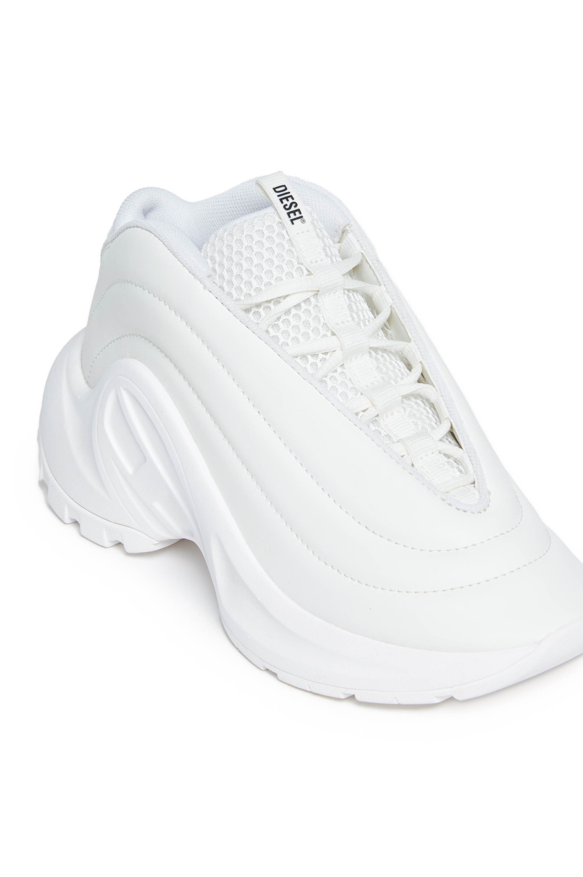 S-D-RUNNER, White