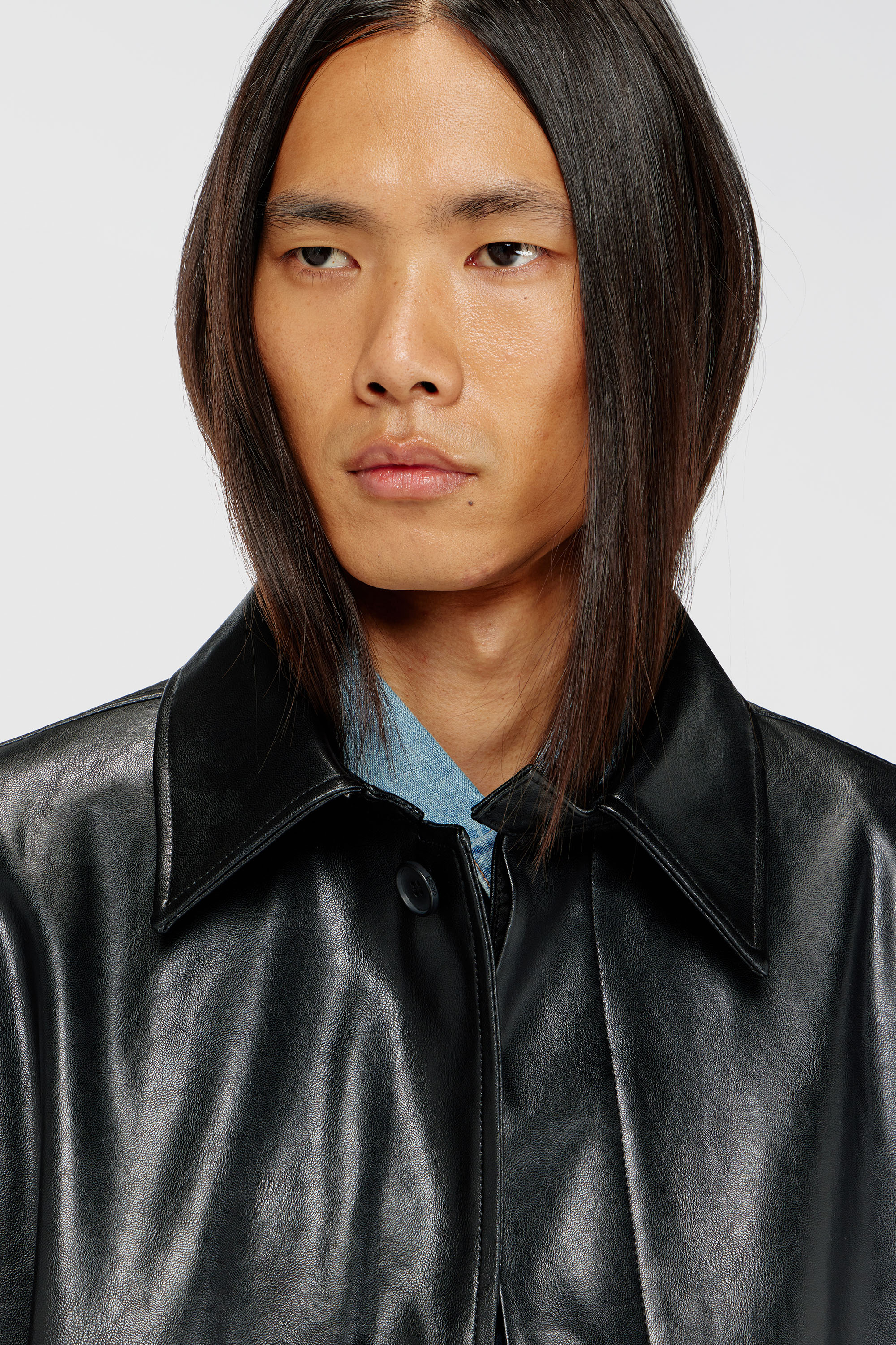 Diesel - L-HAUSTY-DGBX, Man's Sleek coach jacket in Black - 5