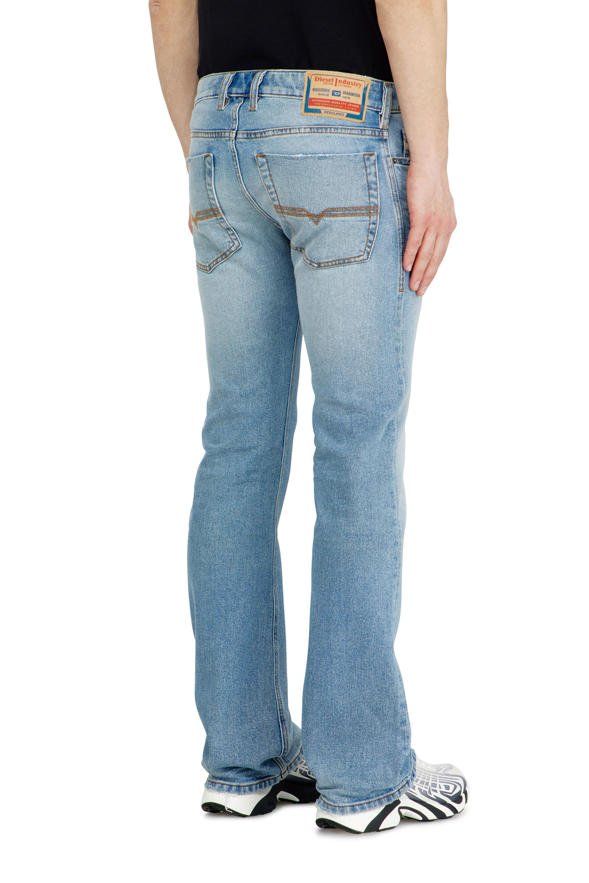 Diesel - Man's Bootcut Jeans 2007 Zatiny 0DBDV, Light Blue - 5