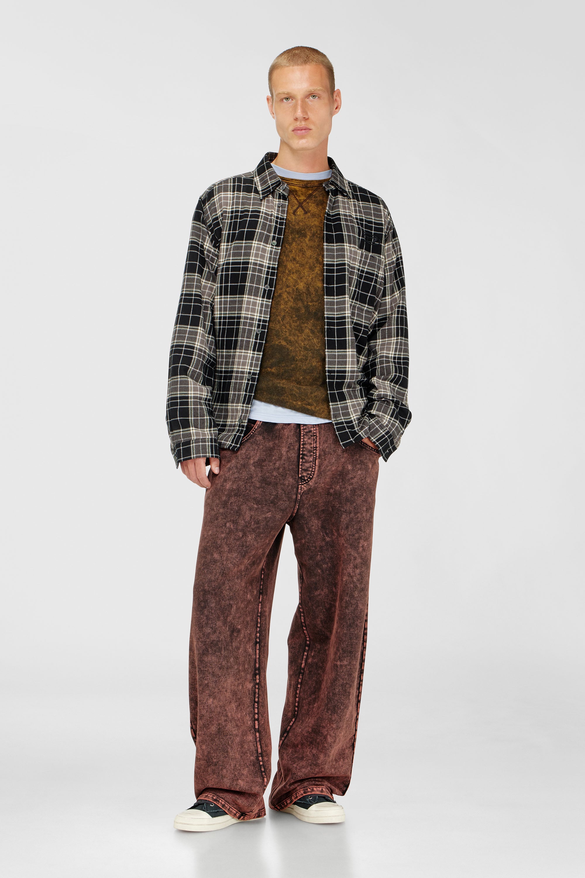 Diesel - T-BOXT-LS-RAW, Man's Acid-wash long-sleeve T-shirt with frayed details in Brown - 2