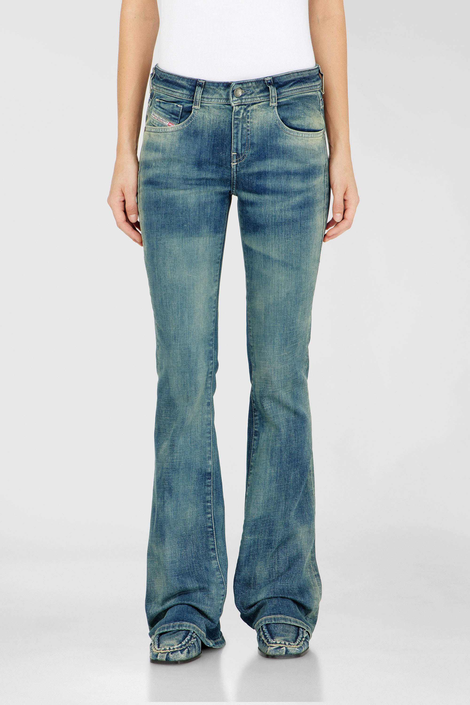 Diesel - Woman's Bootcut Jeans 1969 D-Ebbey 09P41, Medium blue - 4
